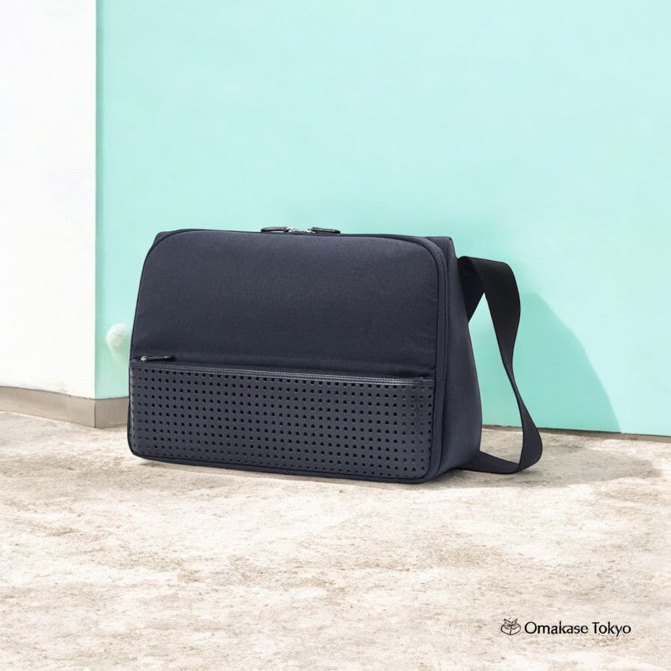 Hiraku PC Bag – Sac à bandoulière triangulaire intelligent pour ordinateur portable