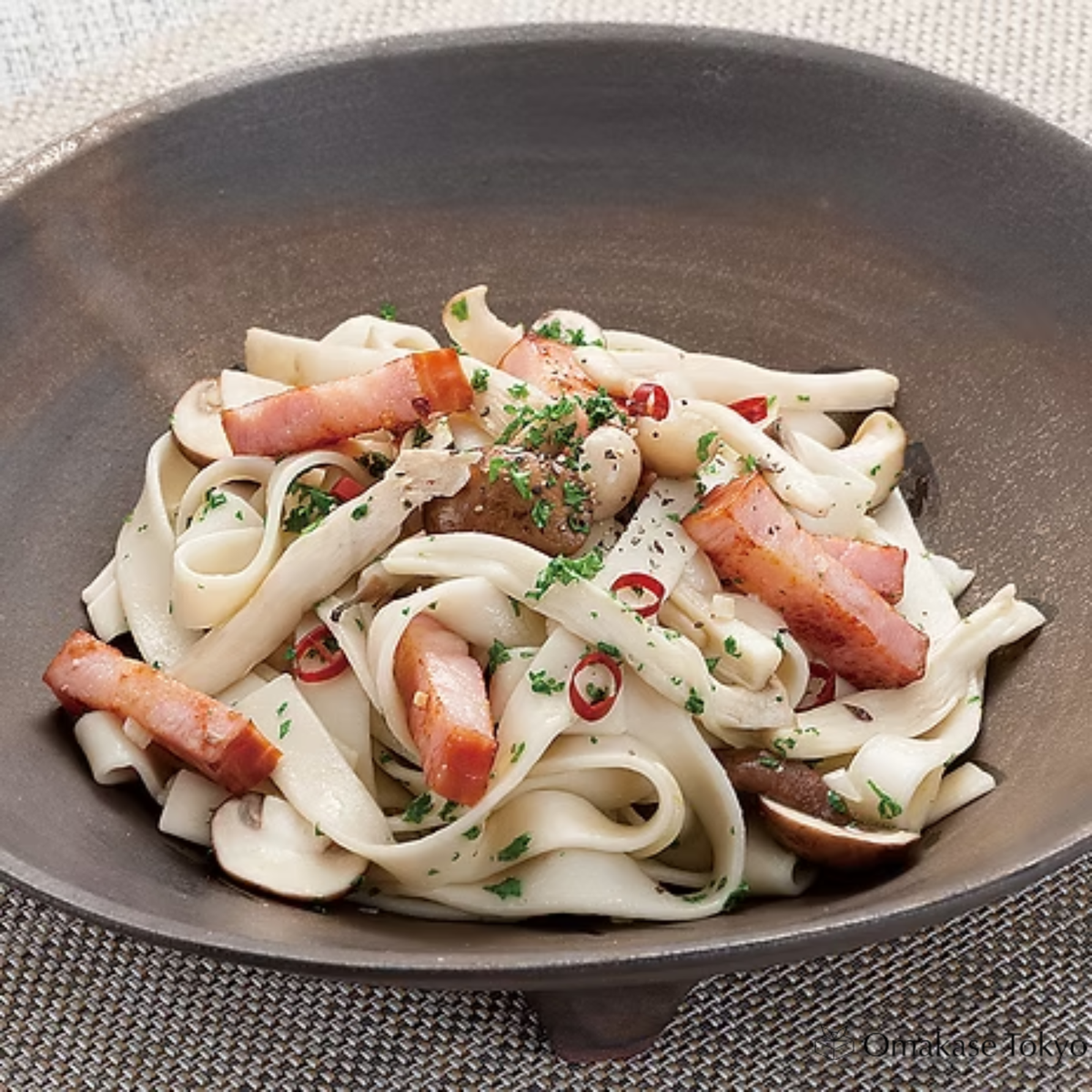 Hokkaido Haruyutaka Udon séché en haute mer (100 g x 3 paquets)