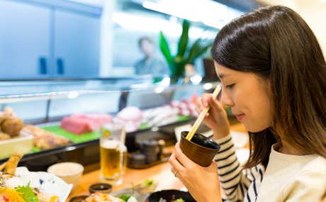 Japanese Restaurants Don’t Want Your Tip – Here’s Why